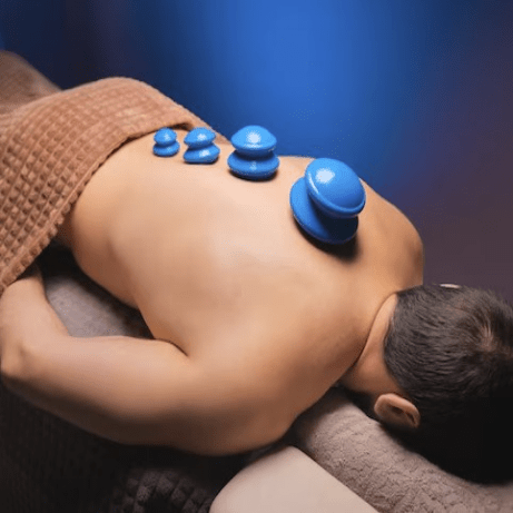 Terapia tradicional con Tazas en Ibiza para descontracturar y revitalizar el cuerpo de forma natural