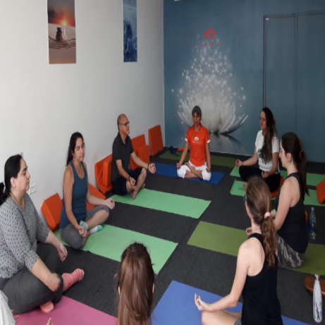 Sesión de meditación en grupo